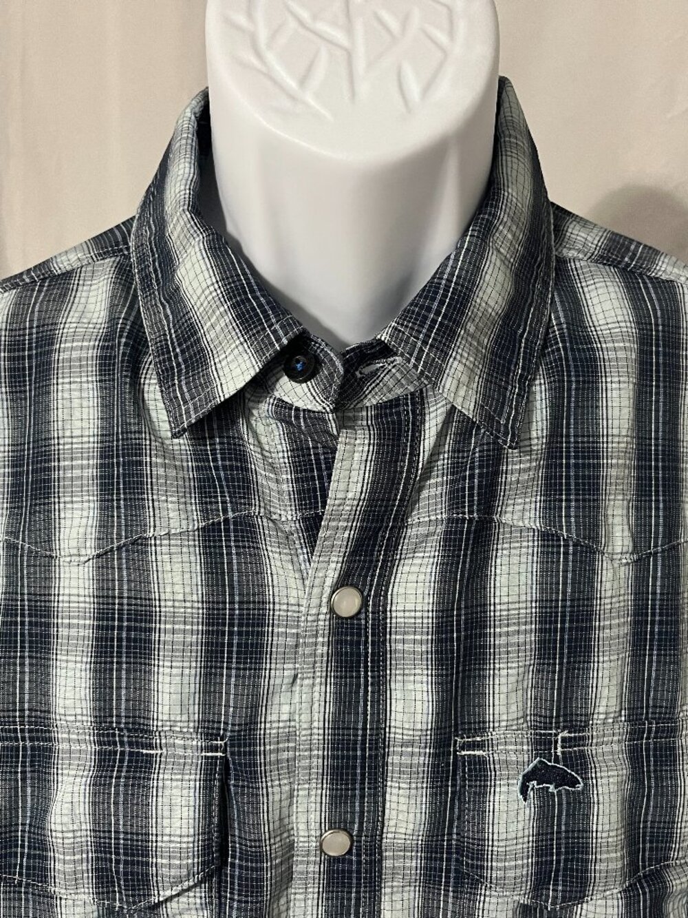 🎣 Simms Fishing Men’s Blue White Teal Plaid Vented Snap Button Shirt Medium M